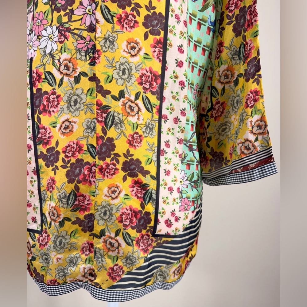 Johnny Was Multicolor Floral V-Neck Silk Tunic, Size Small, NWOT - Picture 8 of 13